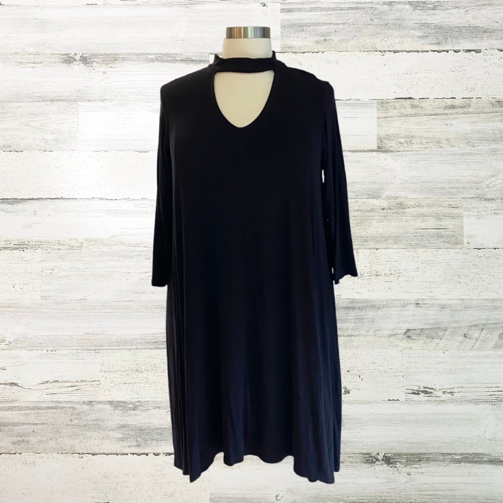 Boutique Women’s Plus Size Dress with 3/4 Sleeve